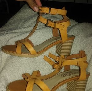 Strappy heeled sandals